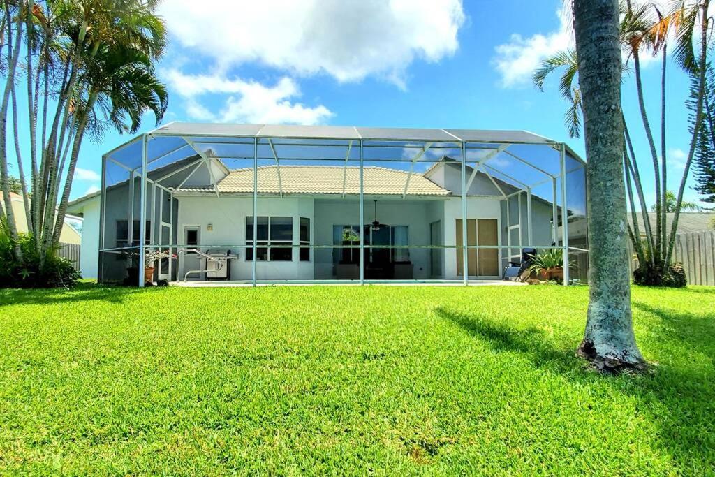 Our Beautiful Florida Vacation Home With Heated Pool Port St. Lucie Zewnętrze zdjęcie