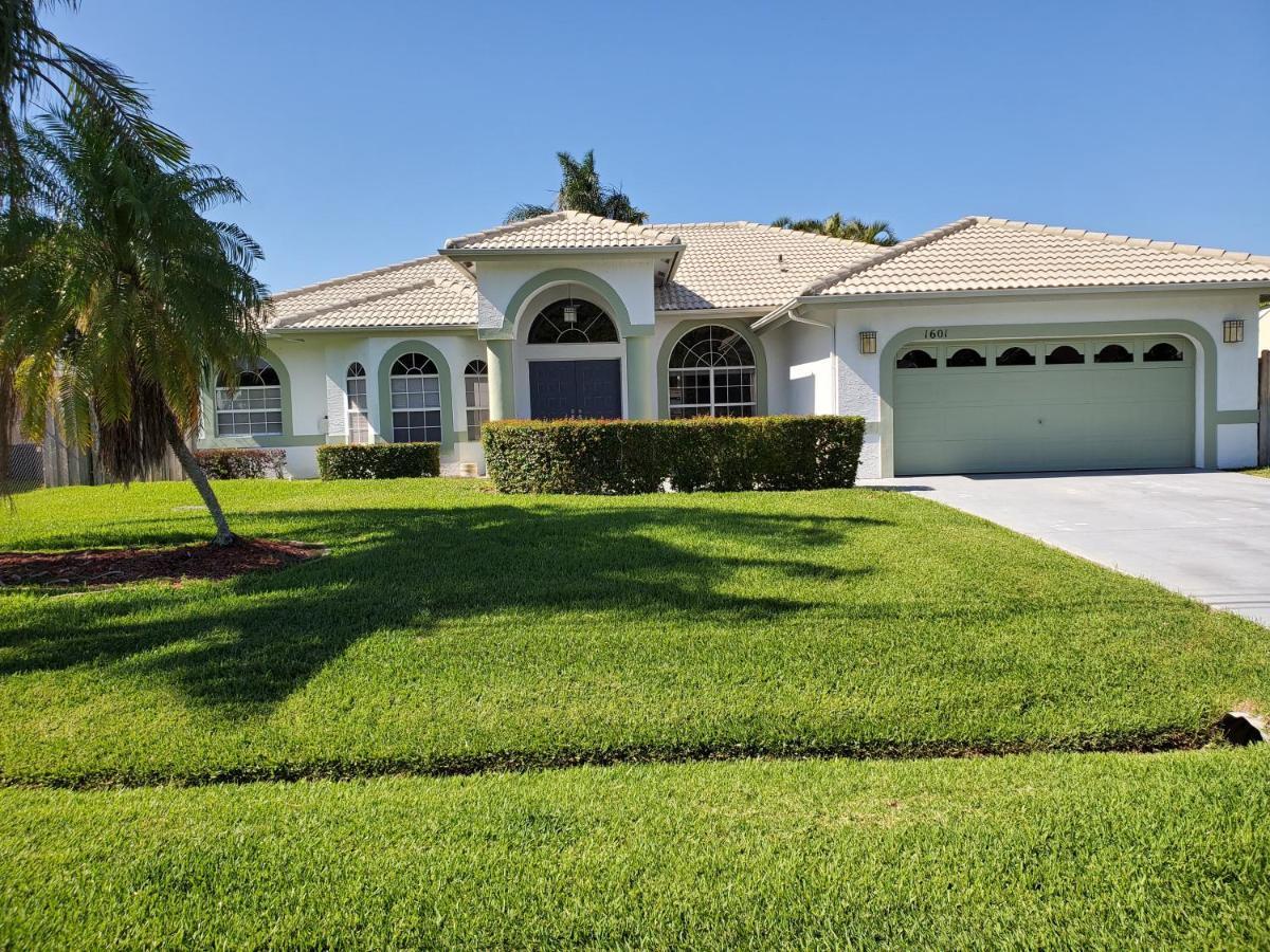 Our Beautiful Florida Vacation Home With Heated Pool Port St. Lucie Zewnętrze zdjęcie